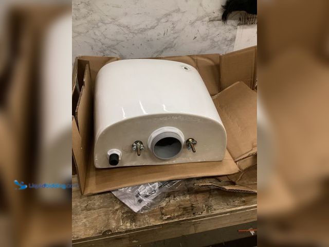 Lot 49-5461115 - Replacement Tank for Glacier Bay 12 inch Rough In Two-Piece 1.1 GPF/1.6 GPF Dual Flush Elongated Toi...