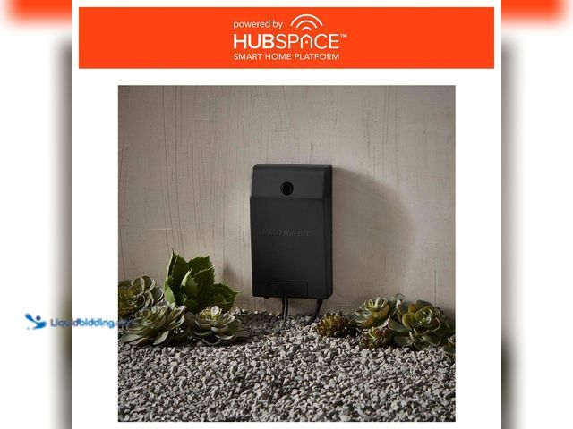 Lot 49-5538522 - Hampton Bay
Smart 200 Watt Landscape Lighting Transformer with Dusk to Dawn Operation Powered by Hu...
