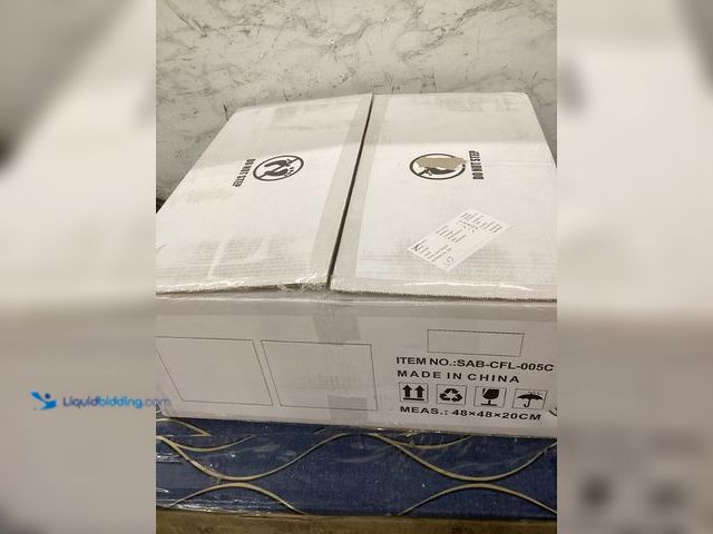 Lot 49-5490110 - Ceiling Fan Item#SAB-CFL-005C Item is Factory Sealed with hardware