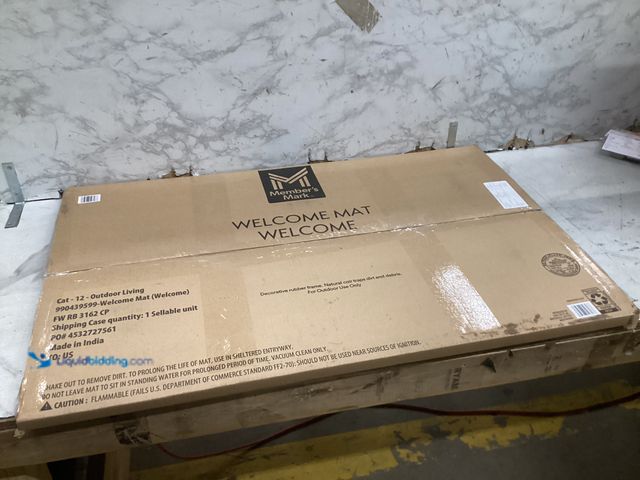 Lot 49-5573141 - Members Mark Welcome Mat, Unused