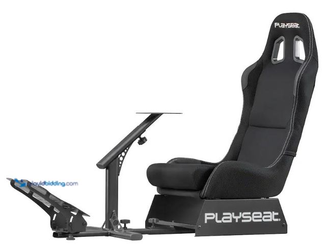Lot 49-5486086 - PlaySeat - Evolution ActiFit Foldable Racing Cockpit - Black Item is unused.