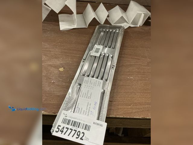 Lot 49-5477792 - AIR VENT 84126 16" x 4" Aluminum UNDREVE Vent (4pack) New