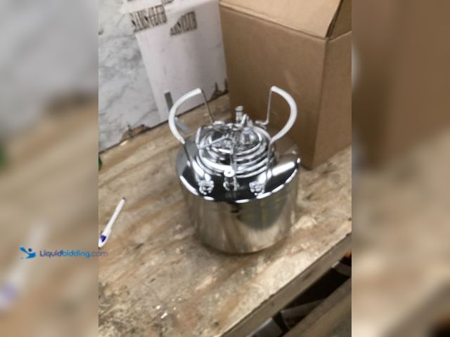 Lot 49-5461242 - YB YaeBrew Stainless Steel 1.6 Gallon Mini Ball Lock Keg System For Small Batch HomeBrewing Beer Bre...