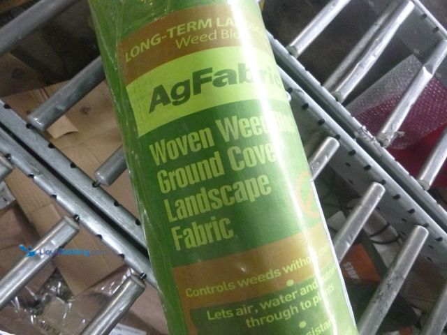 Lot 49-1518039 - Agfabric 3.2 Oz Woven Weed Barrier Garden Landscape Fabric, 5 x 100 Foot, Black Model #907813746, Ne...