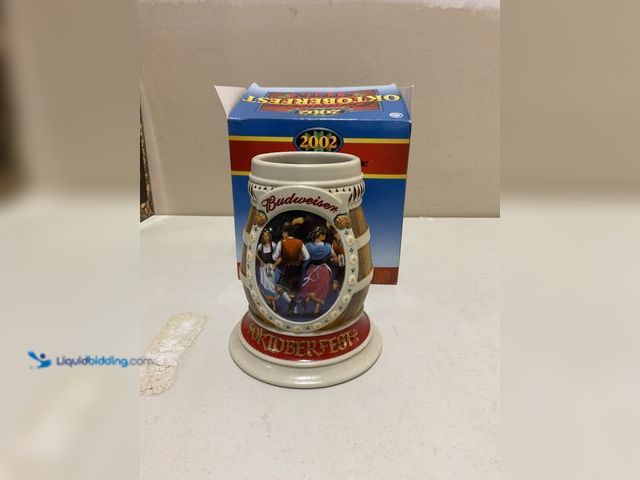 Lot 49-1977879 - Other 2002 BUDWEISER OKTOBERFEST ANHEUSER-BUSCH BEER MUG STEIN IN ORIGINAL BOX #COINS0723