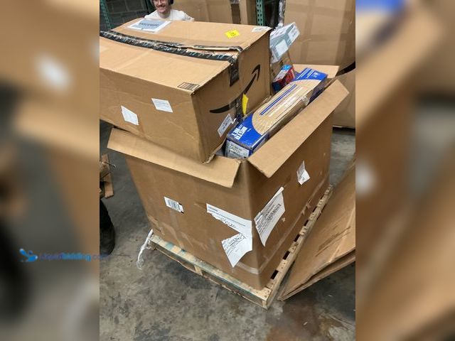 Lot 49-5449346 - Misc. Salvage Pallet of all types of product/tools/construction/houseware /etc. (must take whole pal...