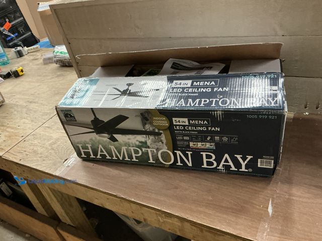 Lot 49-5413279 - Hampton Bay
Mena 54 in. White Color Changing Integrated LED Indoor/Outdoor Matte Black Ceiling Fan ...