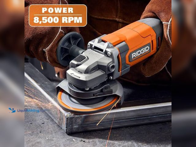 Lot 49-5450591 - RIDGID
18V Cordless 4-1/2 in. Angle Grinder Kit with 4.0 Ah Item is Unused