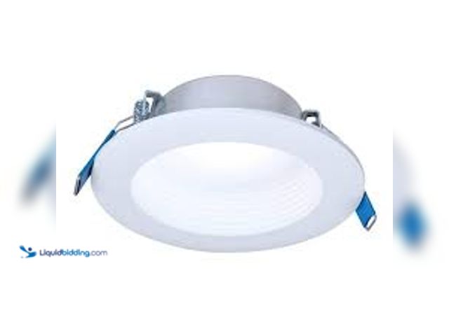 Lot 49-5411877 - QTY 2 - HALO LTB 4 in. Selectable CCT (3000K-5000K) Integrated LED, White Recessed Light, Dimmable R...