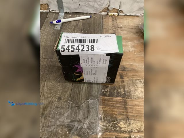 Lot 49-5454238 - Ubinki 902XL Black, Cyan, Magenta, Yellow Ink. Item is Unused