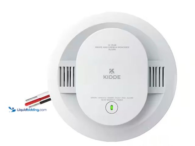 Lot 49-5573460 - Kidde
Hardwired Smoke and Carbon Monoxide Detector with 10-Year Battery Backup and Voice Alerts, 30...