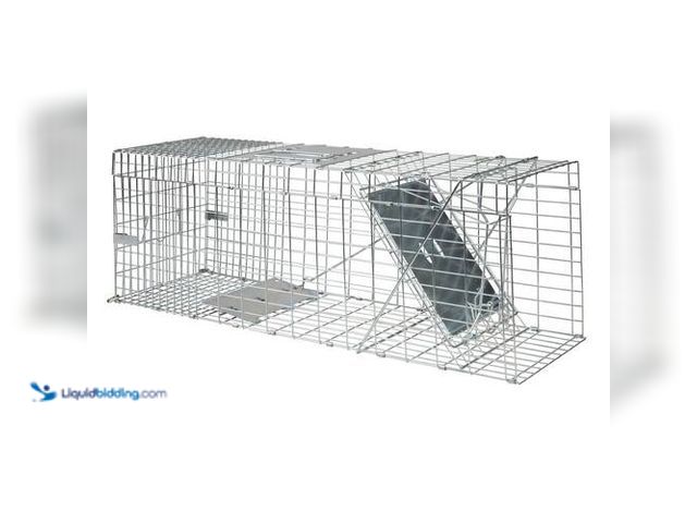 Lot 49-3616649 - Havahart Large Collapsible Live Animal Cage Trap for Raccoon, Opossum, Groundhog, and Feral Cats - U...