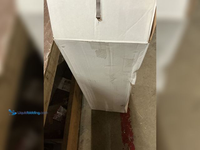 Lot 49-3540085 - DuraPlus 8" Chimney Pipe - 36" (dents) Unused