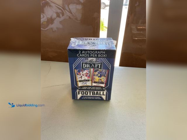 Lot 49-1977206 - Other WOW FACTORY SEALED 2022 LEAF DRAFT FOOTBALL NFL/COLLEGE TRADING CARD BLASTER BOX WITH 2 AUTOS ...