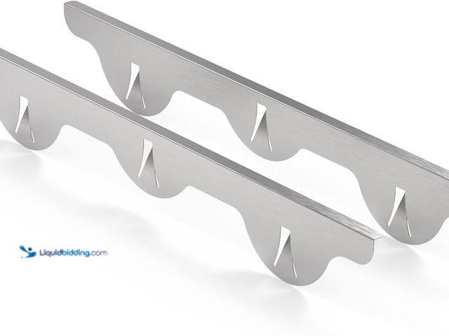 Lot 49-5487408 - Linda’s Essentials Stove Gap Covers 316 Stainless Steel, Heat Resistant Oven Gap Filler Seals Spaces...