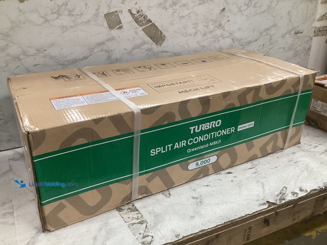 Lot 49-5573624 - Turbo Split Air Conditioner Greenland-M9K/I 9,000 Unused