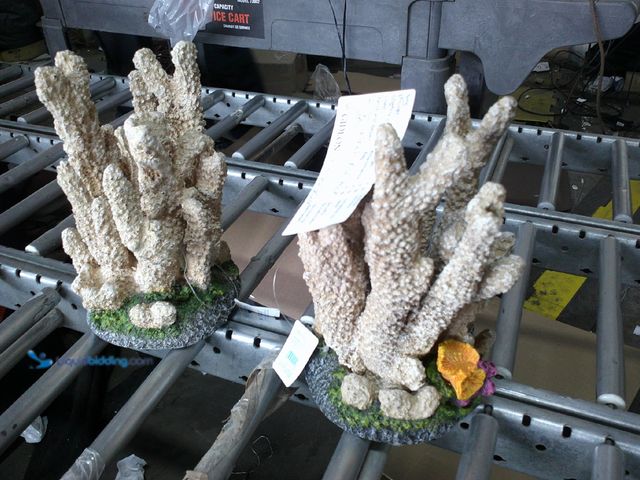 Lot 49-1517429 - (2) Top Fin Aquarium Cream Coral Décor XL, Unused.  Ref#MTMED0624