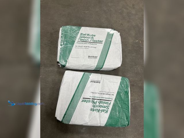 Lot 49-5463548 - Gold Bond® Kal-Kote® Smooth Finish Plaster 50LB Bag (2pack) New