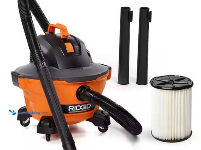 Lot 49-1569233 - RIDGID 6 Gal. 3.5 Peak HP NXT Shop Vacuum Wet Dry Vac with General Debris Filter, Locking Hose and A...