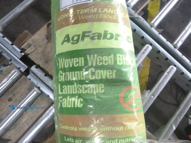 Lot 49-1518038 - Agfabric 3.2 Oz Woven Weed Barrier Garden Landscape Fabric, 5 x 100 Foot, Black Model #907813746, Ne...