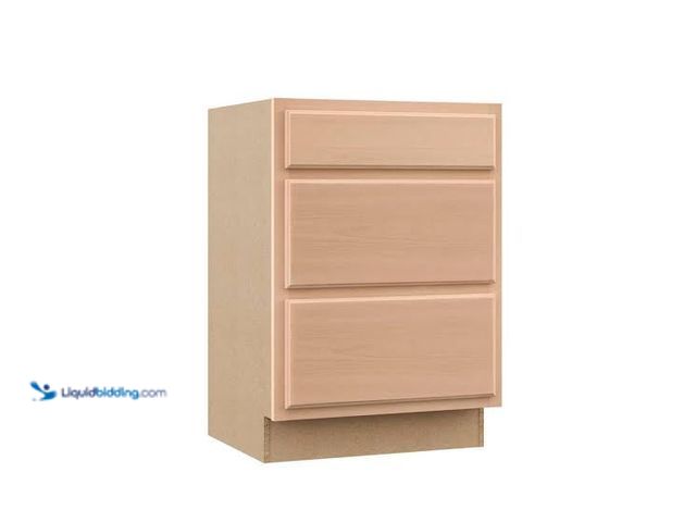 Lot 49-5573102 - Hampton Bay
Recessed Panel 24 in. W x 24 in. D x 34.5 in. H Assembled 3 Drawer Base Kitchen Cabinet...