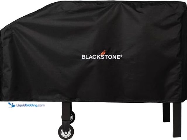 Lot 49-2022241 - Lot of (2) Blackstone 1529 28" Griddle Covers, Black, Model # B009G26FCA, Unused.   Ref#HD0922