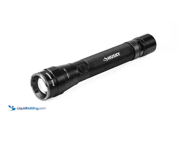 Lot 49-1576700 - Husky 7000-Lumens Dual Power LED Rechargeable Tactical Focusing Handheld Flashlight Model # PVL-FLT-...