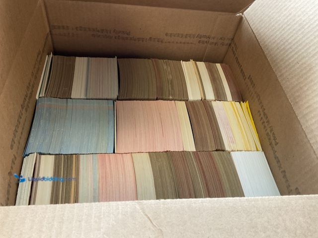 Lot 49-1505046 - COLLECTIBLE LARGE BOX FULL OF 2000+ SPORT CARDS FROM VARIOUS YEARS AND TYPES LOADED WITH STARS AND H...