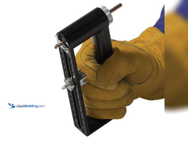 Lot 49-5554262 - Malco Adjustable Hole Cutter Model # HC1S Unused Hardware Included