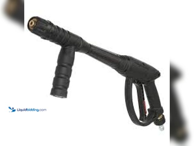 Lot 49-5407701 - DEWALT Spray Gun with Side Assist Handle, M22 Connections for Cold Water 4500 PSI Pressure Washer, Q...