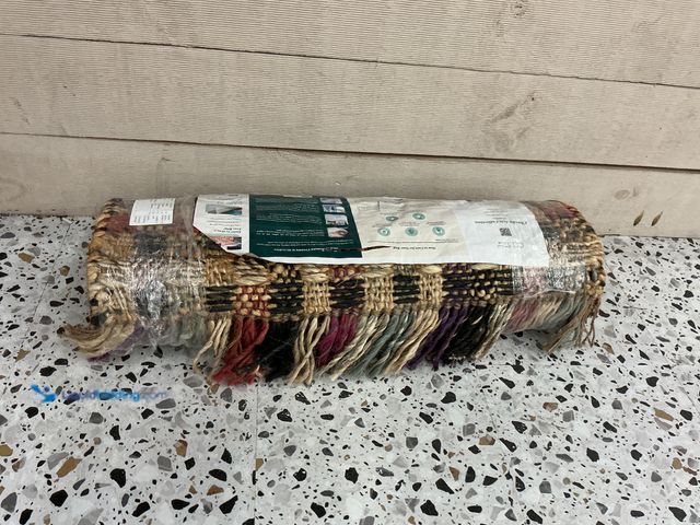 Lot 49-3528259 - Unique Loom Chunky Jute Collection Multi Color Runner. Approx 2ft x 8ft. [Model: ret-ckj1] Used