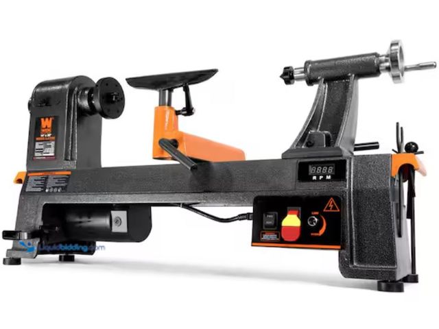 Lot 49-2001256 - WEN 14 in. x 20 in. 6 Amp Variable Speed Benchtop Wood Lathe, Model # 34035, MSRP $779.30, Used, Has...