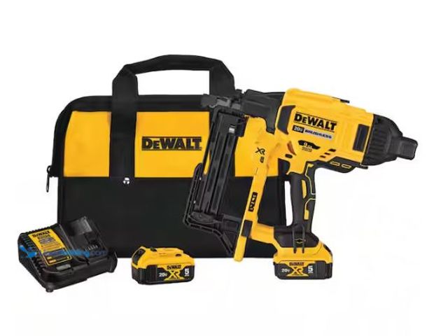 Lot 49-1627444 - DEWALT 20V MAX Lithium-Ion 9-Gauge Cordless Fencing Stapler Kit with (2) 5.0Ah Batteries, Charger an...