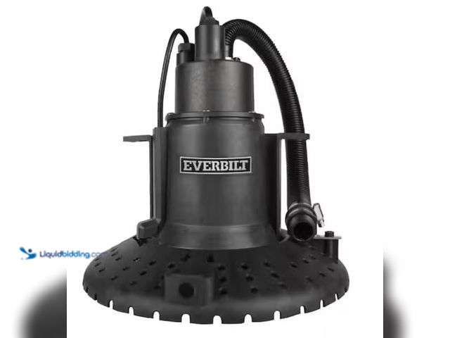 Lot 49-1623808 - Everbilt 1/4 hp Submersible Pool Cover Pump, Model # HDPCP25, Slightly used, Unable to test,   Ref#P...