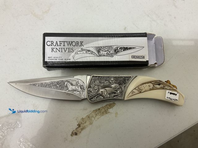 Lot 49-1835323 - Other NEW CRAFTWORK KNIVES UNICORN STAINLESS STEEL BLADE BONE HANDLE FLIP KNIFE #COINS0723
