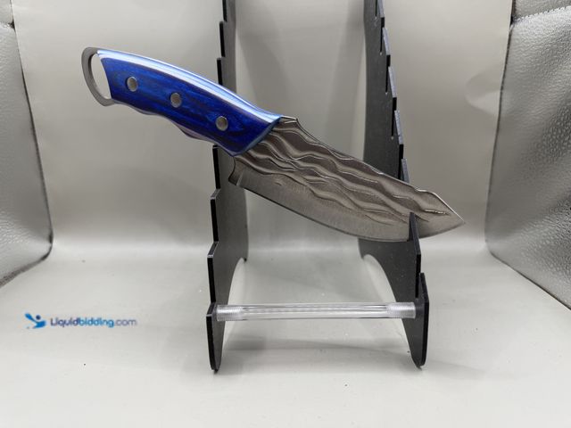 Lot 49-1792552 - New Stainless Steel Chef's Knife with a Blue Wooden Handle (blade length is 4.5'')