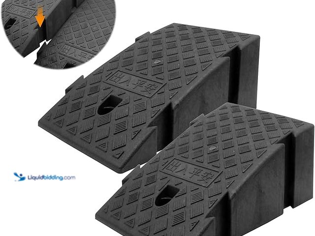 LiquidBidding - Lot 49-1566115 - (2-Pack) YYDS Curb Ramp, 6