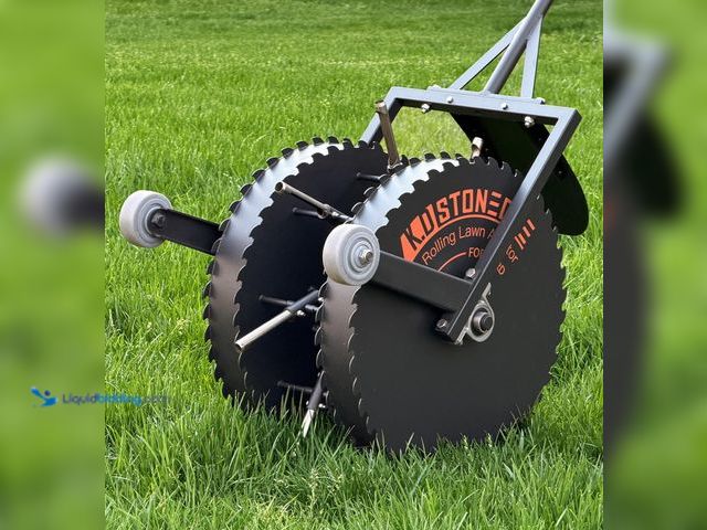 Lot 49-5572358 - Patented Rolling Lawn Aerator Manual Coring Tool Compacted Soil Loosening. Model: b0d9lcpxty. Used