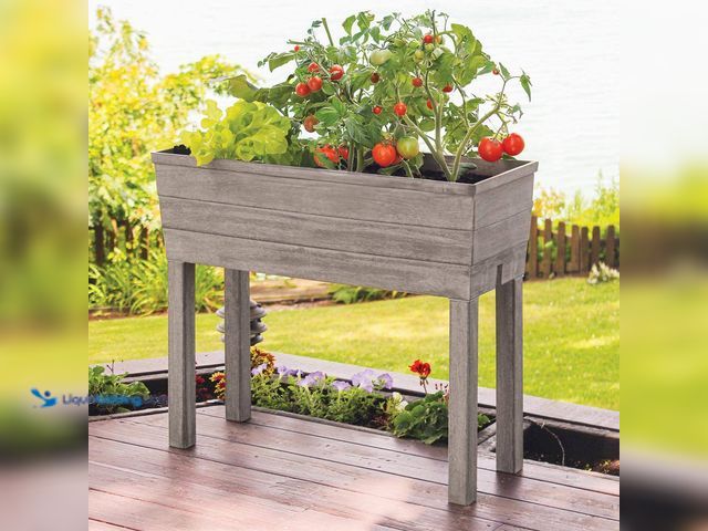 Lot 49-5416096 - CITY PICKERS 33 in. L x 13 in. W x 29 in. H Driftwood Gray Resin Elevated Garden Bed. [Model # 3342D...