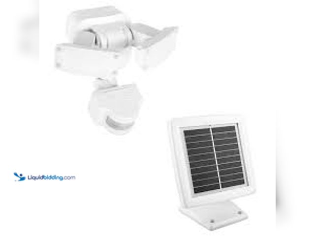 Lot 49-5407544 - Defiant 500 Lumens 180-Degree White Solar Powered Motion Activated Outdoor Integrated LED Flood Ligh...