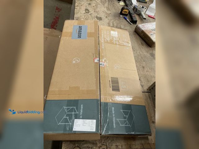 Lot 49-3531081 - EDX Adult Modern Style Study and Multipurpose Storage Computer Desk, White Unused