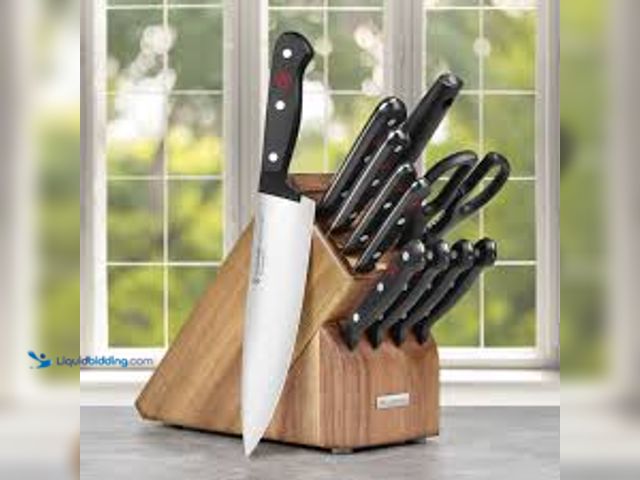 Lot 49-5476008 - Wüsthof ® Classic 7-Piece Knife Block Set. Model #1090170709. Unused.