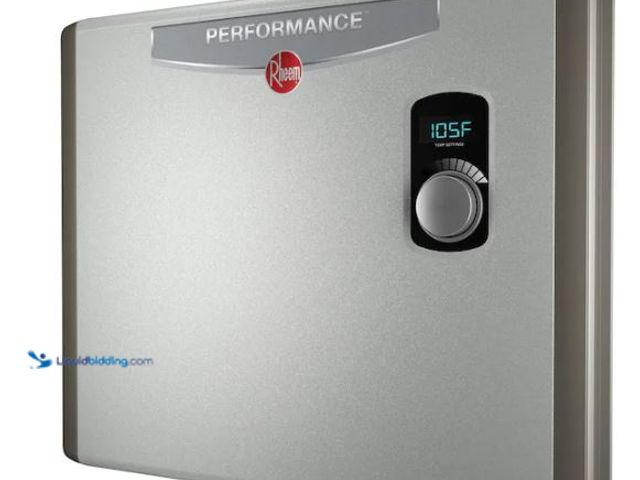 Lot 49-1518191 - Rheem Performance 36 kW 7.03 GPM 240-Volt Self-Modulating Electric Tankless Water Heater Model # RET...