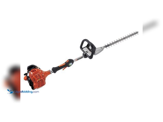 Lot 49-5416435 - ECHO 21 in. 21.2 cc Gas 2-Stroke Hedge Trimmer with 20 in. Shaft. [Model # SHC-225S] Used