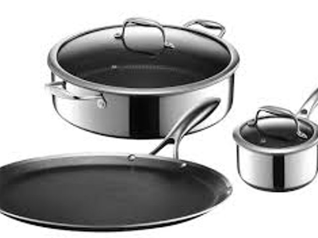 Lot 49-5485313 - Hexclad 5-piece Hybrid Cookware Set. Item 1890230 | Model CWPP05-ST-C. Used.