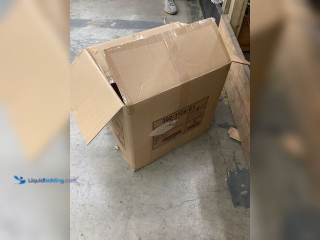 Lot 49-5460623 - Elastic Winter Pine Blanket 60''x72'' Item is used.