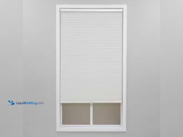 Lot 49-1557286 - Perfect Lift Window Treatment 26.5" W x 64" L (Actual Size) White Cordless Light Filtering Polyester...
