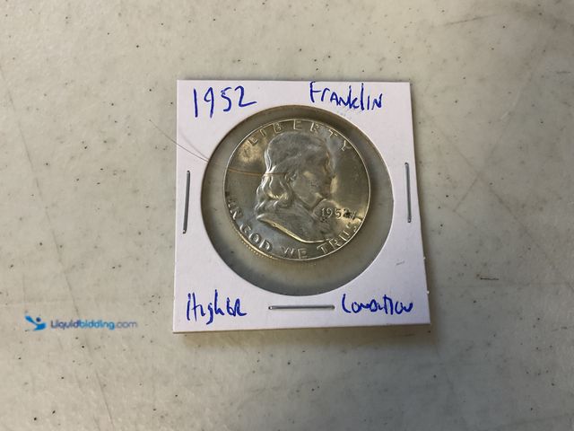 Lot 49-1811315 - 1952 FRANKLIN HALF DOLLAR COIN 90% SILVER