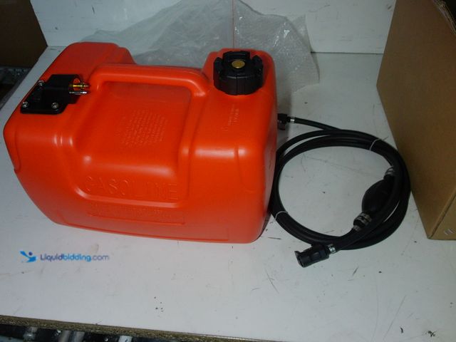 Lot 49-3600419 - 3 Gallon Red Gas Cannister With Siphon Pump Kit, Unused  Ref#CRS0209