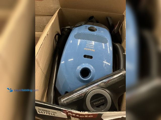 Lot 49-5477916 - Miele Classic C1 Pure Suction Bagged Canister Vacuum, Blue - Portable, Household (tested works) Used